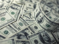 跌破100大关后抛压持续！ 高盛预计美元将从15个月低点进一步走软