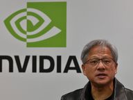 英伟达已是AI界“央行”？亮眼财报背后，5300亿美元表外承诺浮现，信用市场高度警惕