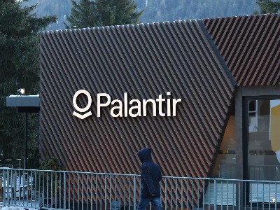 财报前瞻 | Palantir高增长已定，估值与指引成关键变量