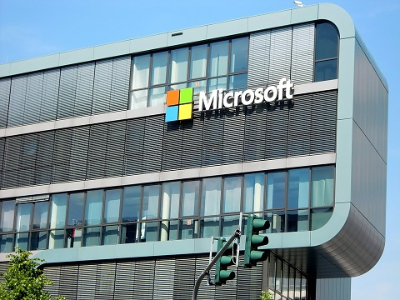 微软正考虑为 Microsoft 365推出人工智能（AI）软件组合