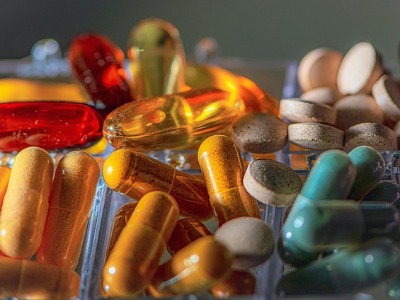 英矽智能早盘涨近6%，将携四项AI发现临床前研究成果亮相AACR 2026大会