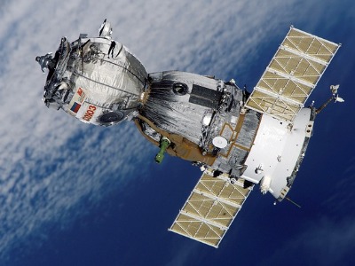 AST SpaceMobile三颗“太空基站”卫星即将升空，直连智能手机网络扩张提速