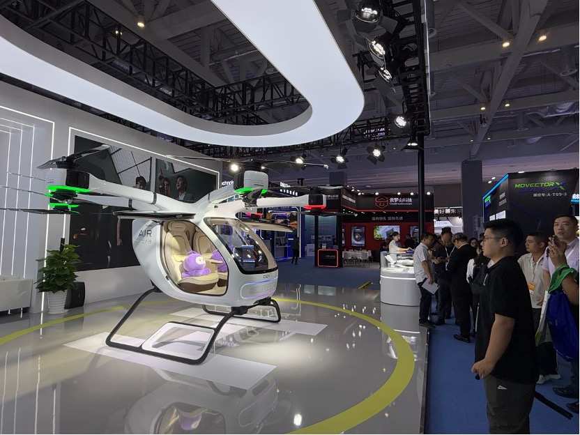 A new eVTOL design emerges, featuring a tandem rotor configuration ...
