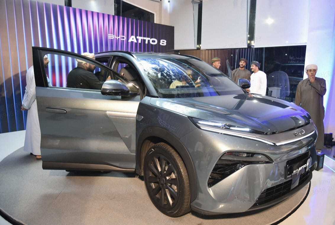 比亞迪在中東市場推出唐L大型混合動力SUV