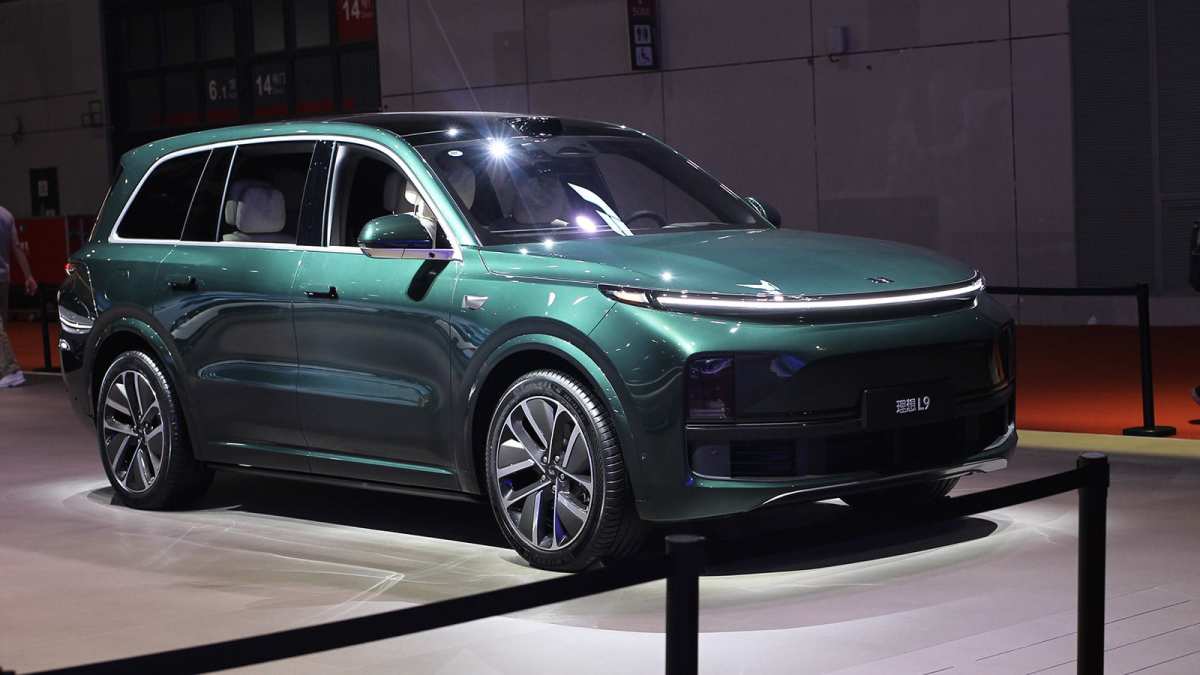 Li Auto Aims to Deliver 550,000 Cars in 2026, With Increased Focus on ...